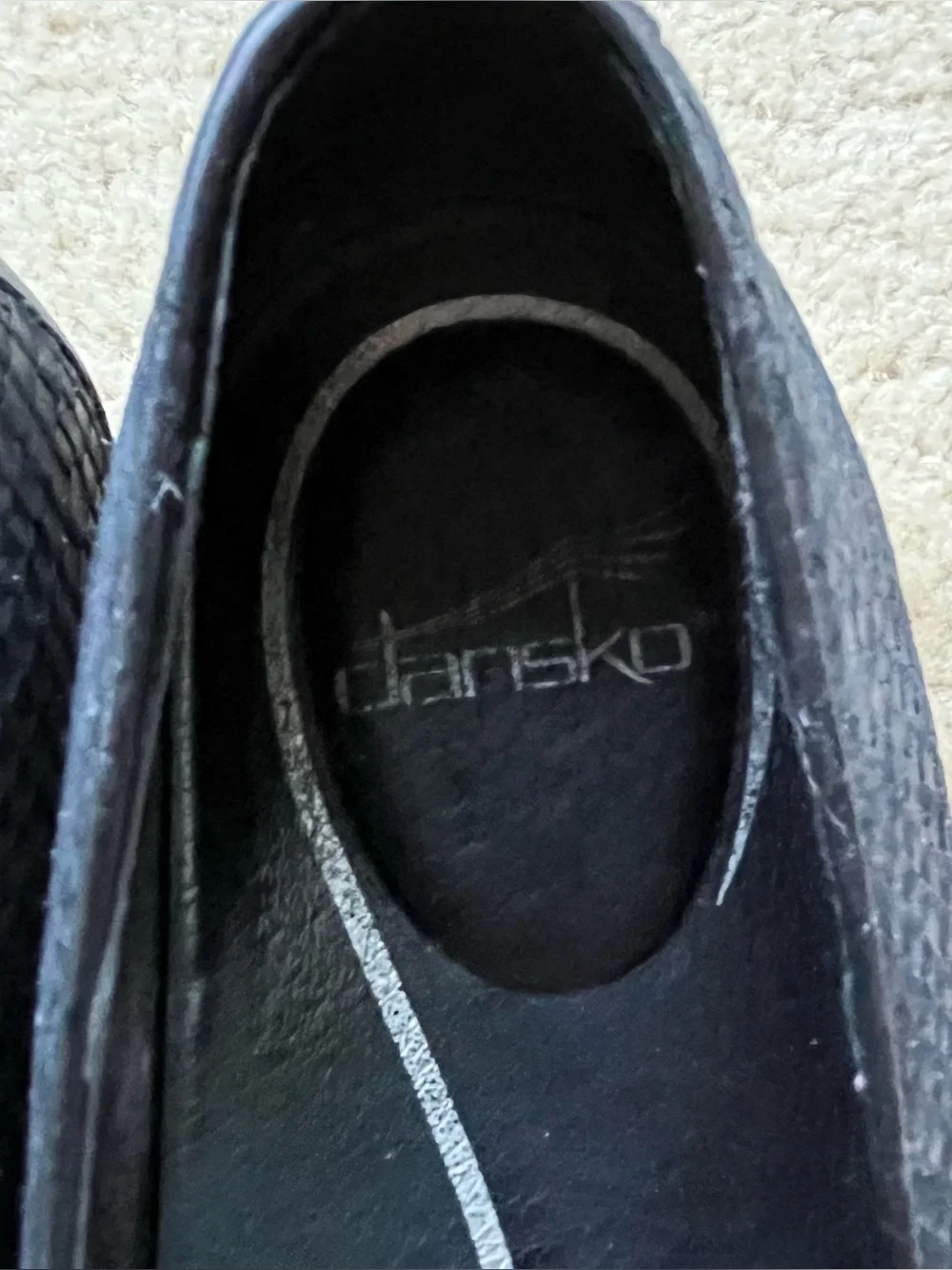 Dansko Women’s Black Leather Faux Snakeskin Mary Jane Flats - Size 40 - VGUC